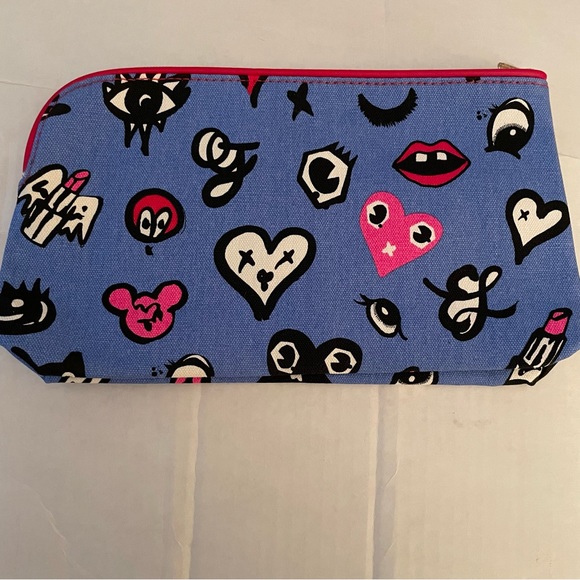 NWT Estee Lauder Makeup Bag - Picture 2 of 6